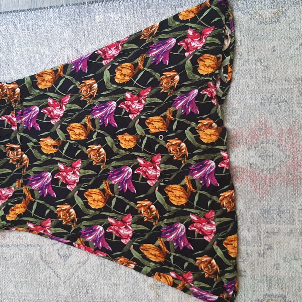 Topshop tulip 🌷 print cut out dress size 6 in ladies - Picture 6 of 13